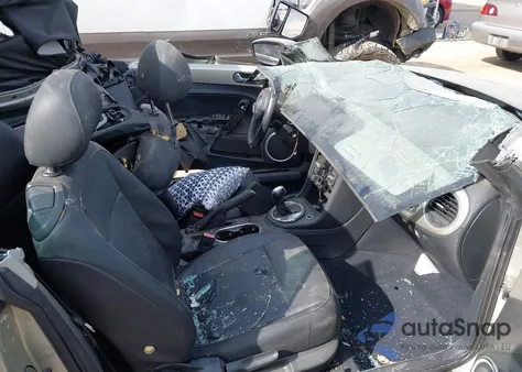 2013 Volkswagen Beetle 2.5L из США, поврежденный, VIN 3VW5X7ATXDM814241